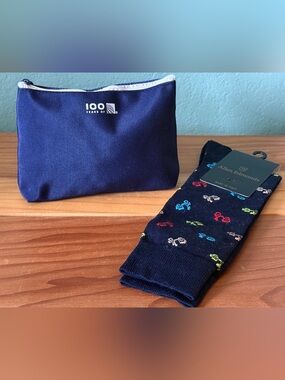 United UA100 Polaris Amenity Kit New + Allen Edmonds Socks Lot
